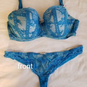 Elle McPherson bra & panty set